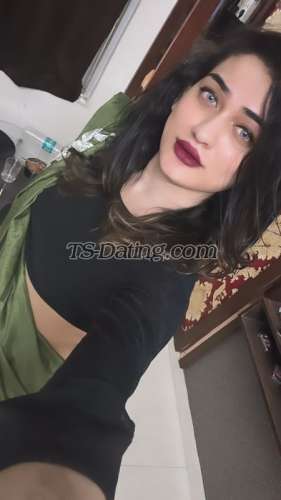 trans girl ROOHICD 7103719
