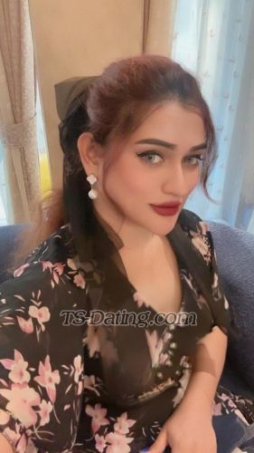 trans girl ROOHICD 8588605