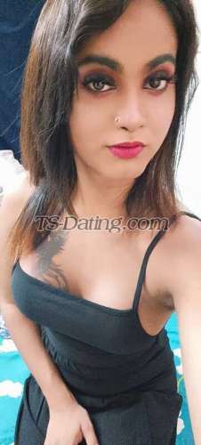 trans girl Radhika15 1439250