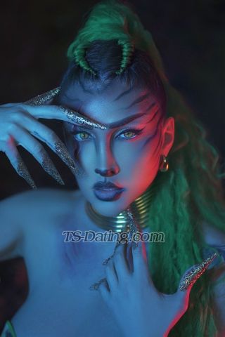 trans girl Rafyoula 2472622