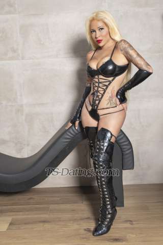 trans girl RahyraXXL 2522505