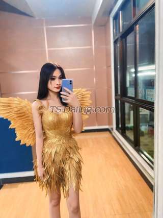 trans girl Rakkhet 1088403