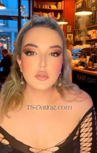 trans girl RawaNN 9617571