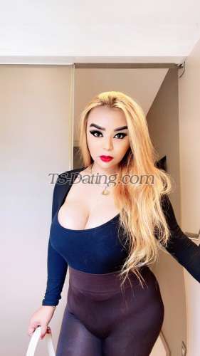 trans girl Rebecca1994u 6655643