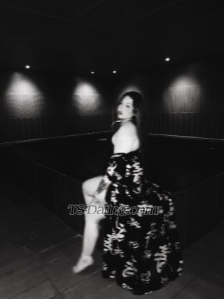 trans girl Rellrell 9677894