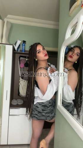 trans girl Renahilton06 6471096