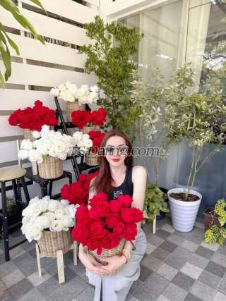 trans girl Renita 9419827