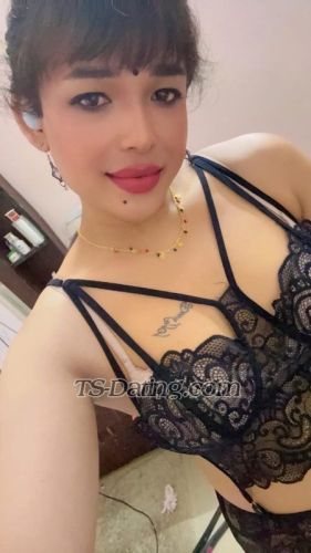 trans girl Ria1998 7557418