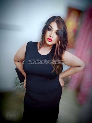 trans girl Advika 1016649