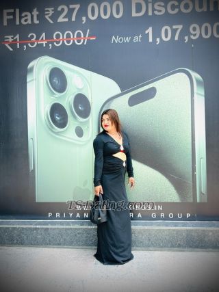 trans girl Rihanasingh 1687535