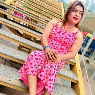 trans girl Rihanasingh 1723495