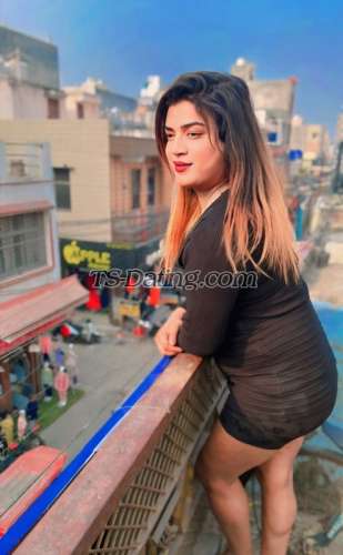 trans girl Rihanasingh 5190324