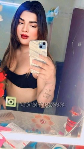 trans girl Rihanasingh 9988080