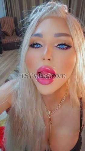 trans girl Rihannakatan 9992532