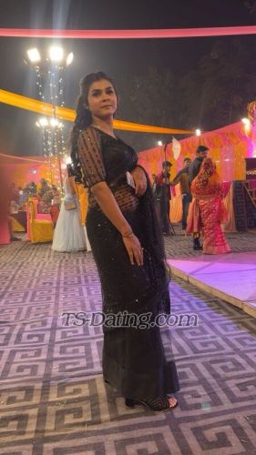 trans girl Riyabiswas 5213907