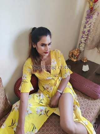 trans girl Riyapatil 0529015 trans girl Riyapatil 0529015