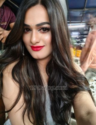 trans girl RoohiKhan 0387452