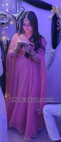 trans girl RoohiKhan 5302207