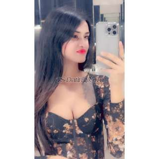 trans girl Roohshaikh 3560386