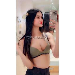 trans girl Roohshaikh 7403744