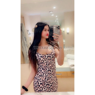 trans girl Roohshaikh 7508305