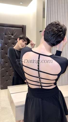 trans girl Rorolebanon 5895577