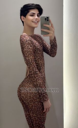 trans girl Rorolebanon 8094555