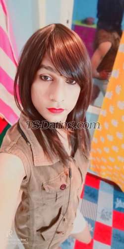 trans girl Roseangle 9611745