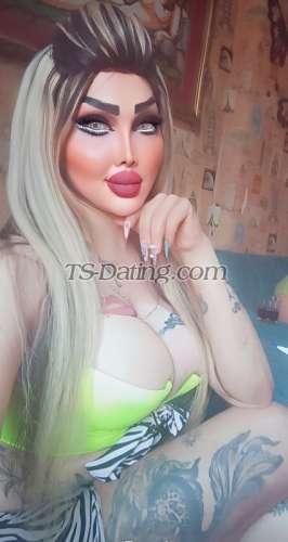 trans girl Roseroza98 7293164