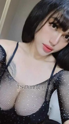 trans girl Rossaputrie 7197532