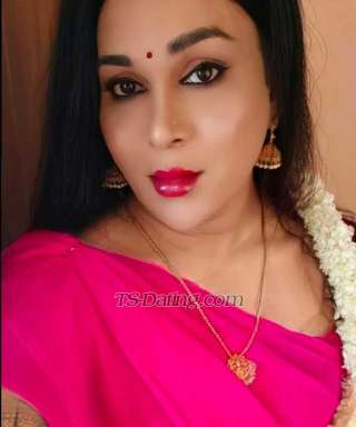 trans girl RosyMeenaksh 2992726