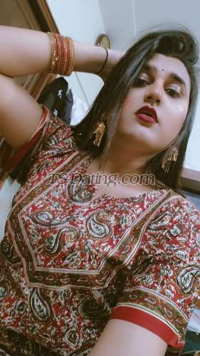 trans girl RoyalSimmi 0602559