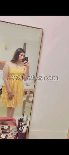 trans girl RoyalSimmi 2557620