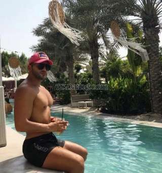 trans girl Royall 0176499