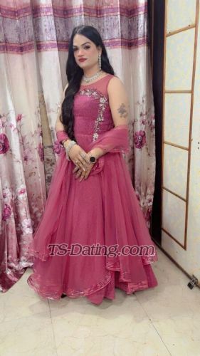 trans girl Rubinaroy 1105704