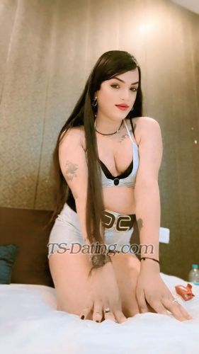 trans girl Rubinaroy 4937907