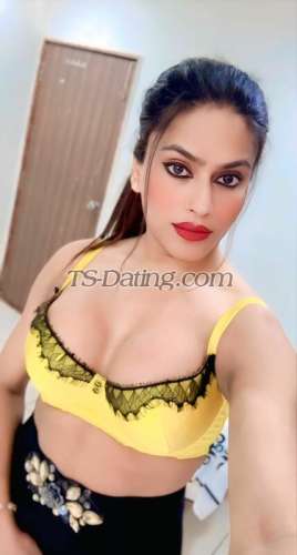 trans girl RubyRed 7625099