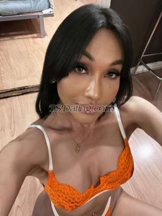 trans girl Rubyfoxy 6002216