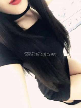 trans girl renyaoqiqi 4526450