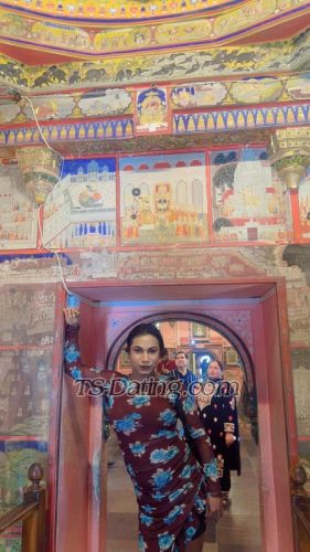 trans girl rheamalhotra 4440175