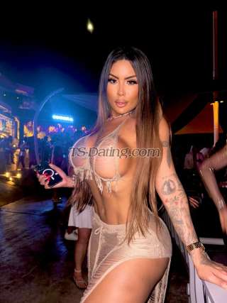 trans girl SAMILLYPARIS 8141255