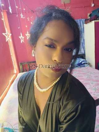 trans girl SEXYISHITA01 6355019