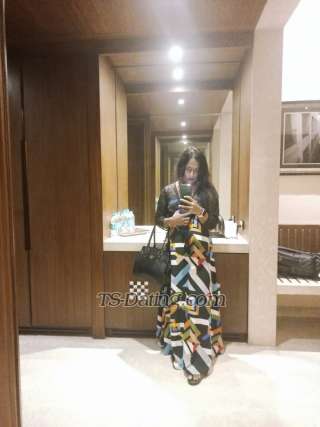 trans girl SEXYISHITA01 9889940