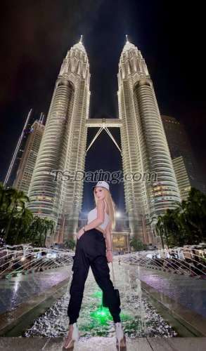 trans girl SEXYarrianeTS 0451972