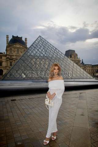 trans girl SEXYarrianeTS 0673814