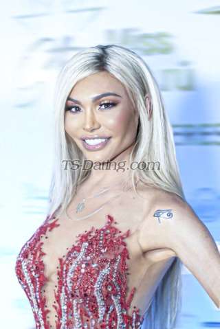 trans girl SIENNATRANS 4572987 trans girl SIENNATRANS 4572987