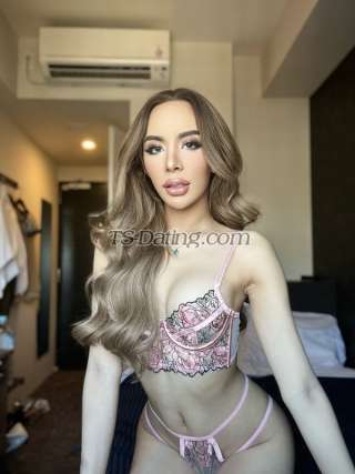 trans girl SMILESMILE 8228055