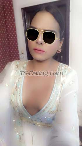 trans girl Sonabigcock 8384013