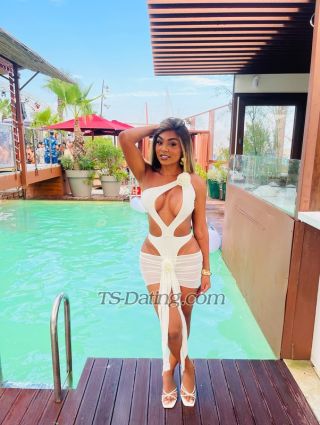 trans girl Safira 1096677