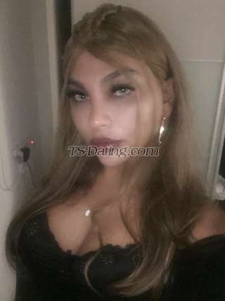 trans girl Saharbarbiee 1500371